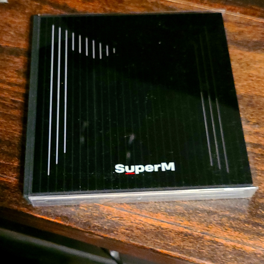 SuperM 2019 album, no PC